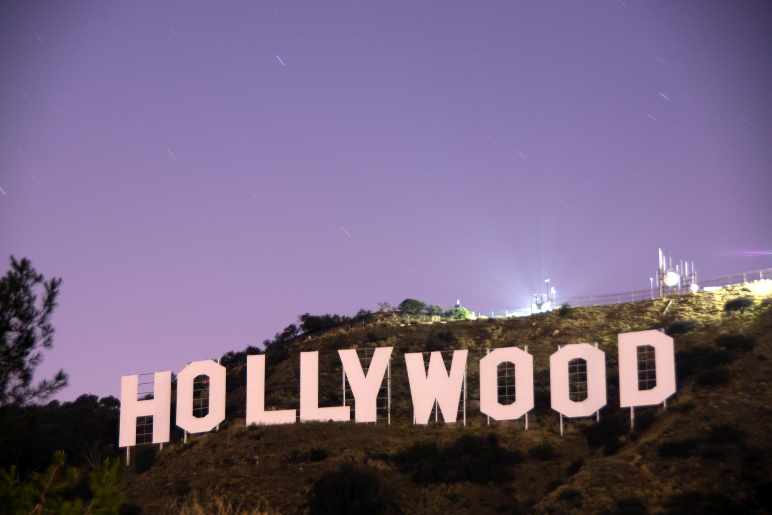 nápis Hollywood